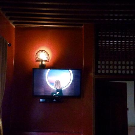 Riad Letchina Fes Bilik gambar