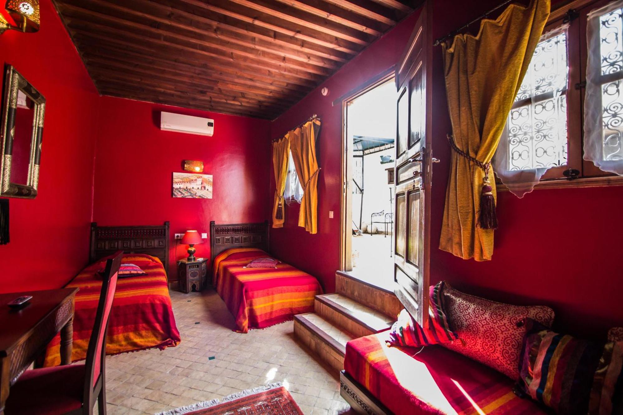Riad Letchina Fes Bilik gambar