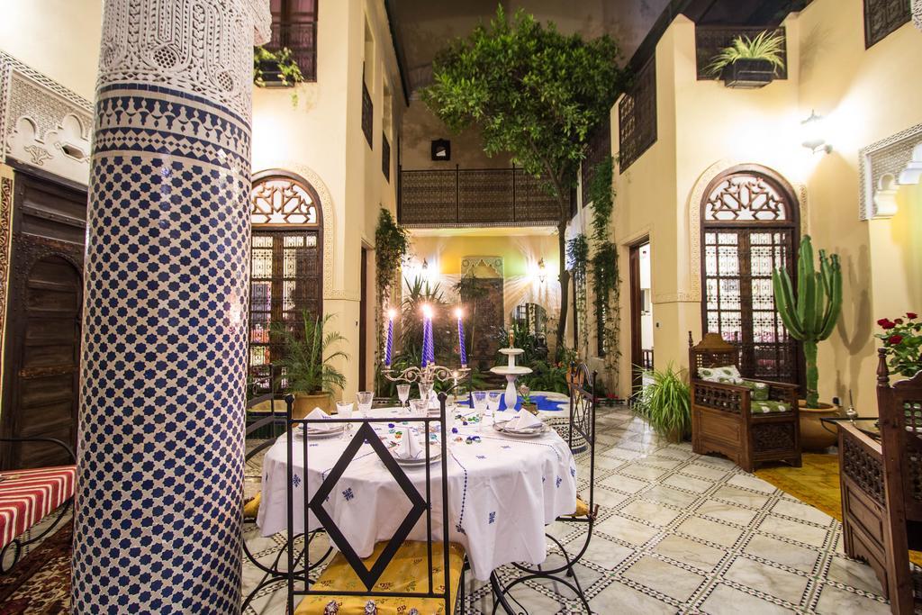 Riad Letchina Fes Luaran gambar