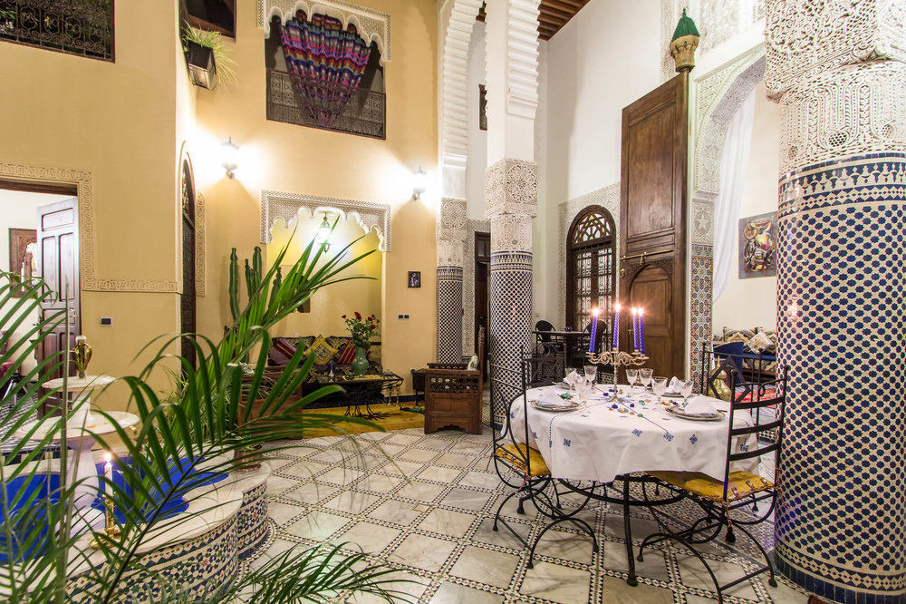 Riad Letchina Fes Luaran gambar
